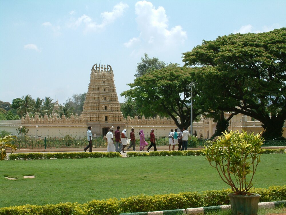 Mysore 3-14-05 133