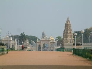 Mysore 3-14-05 088