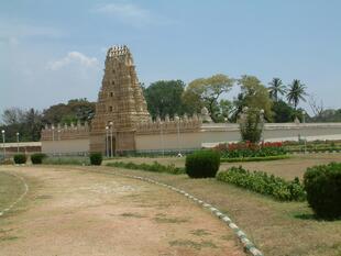 Mysore 3-14-05 127