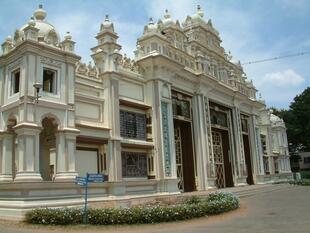 Mysore 3-14-05 150