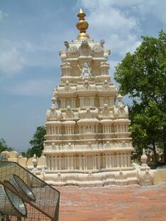 Mysore 3-14-05 171