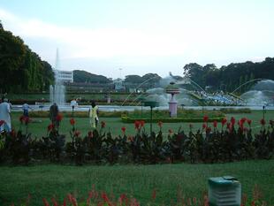 Mysore 3-14-05 299