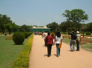 Mysore 3-14-05 394